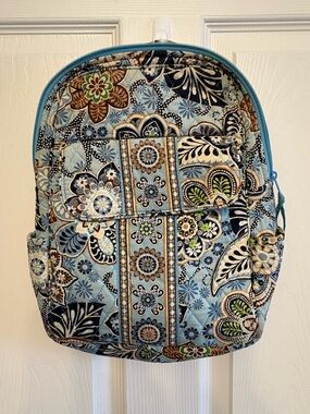 Quilted Floral Pattern Light Blue Backpack